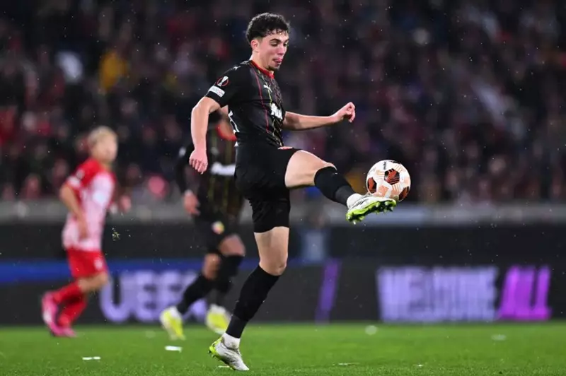 نيل العيناوي